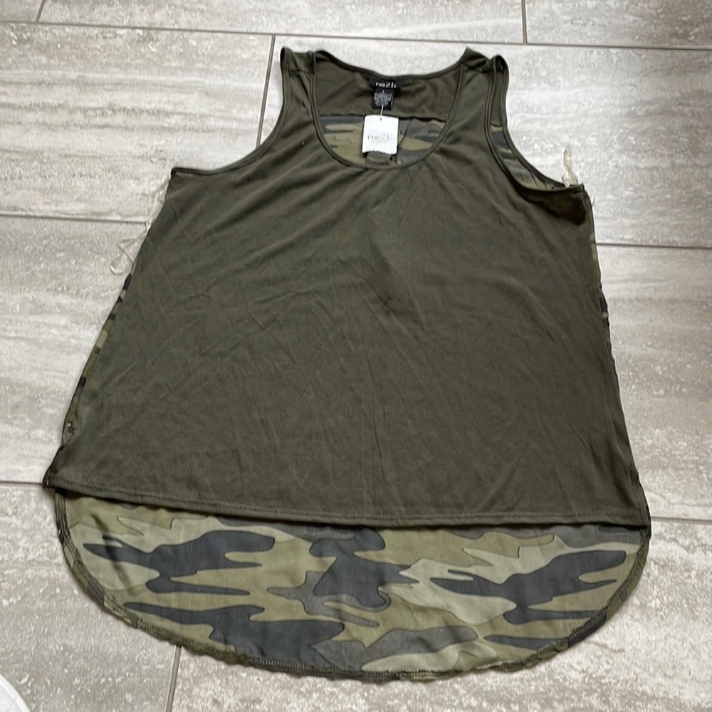 rue 21 women’s sleeveless top